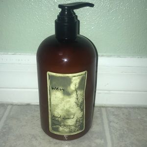Wen Sweet Almond Mint cleansing conditioner